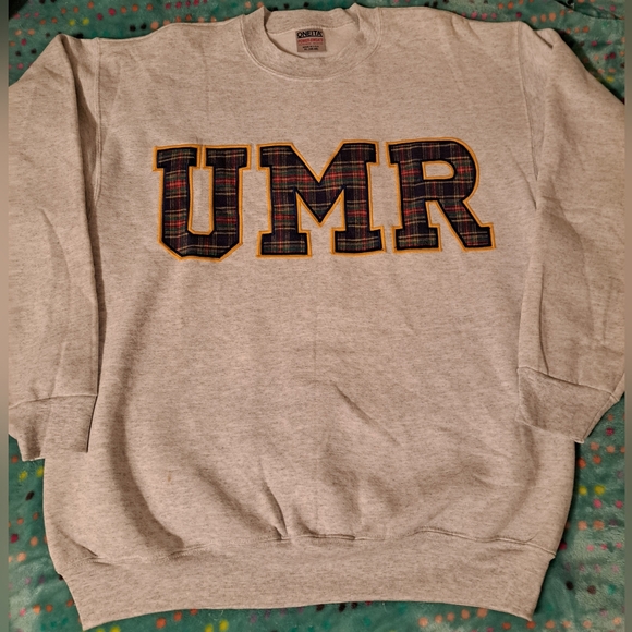 Vintage UMR Plaid Embroidered Sweatshirt